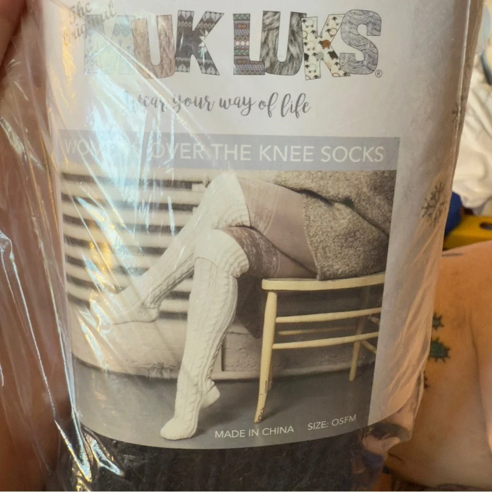 Muk Luks Women's Over the Knee‎ Socks Black/ OSFM NWT